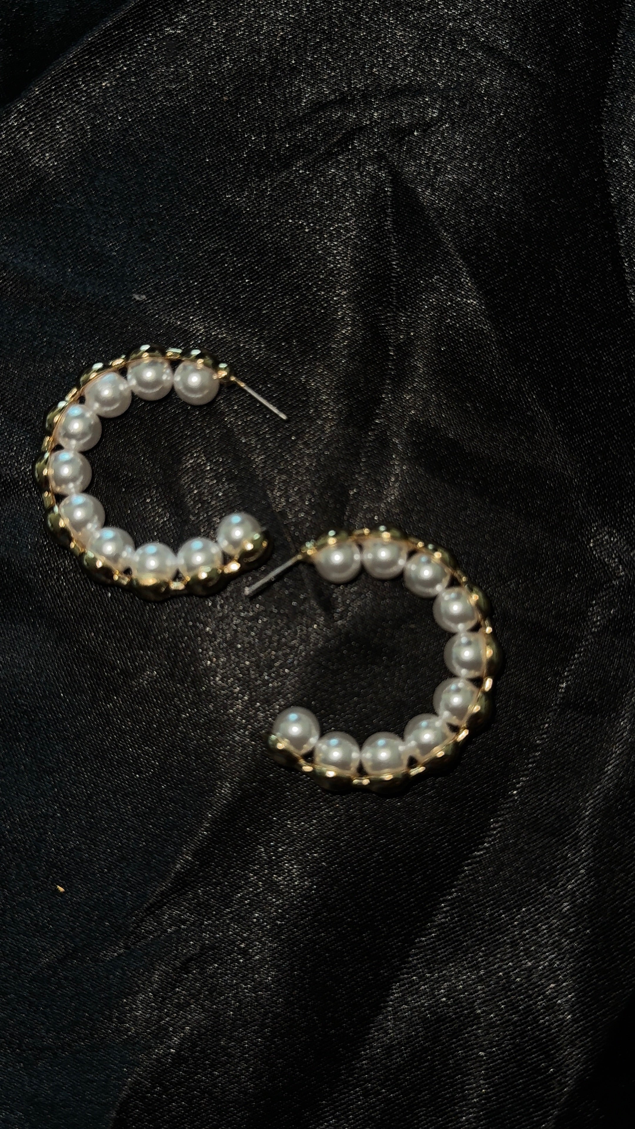 Pearly Girl Hoops