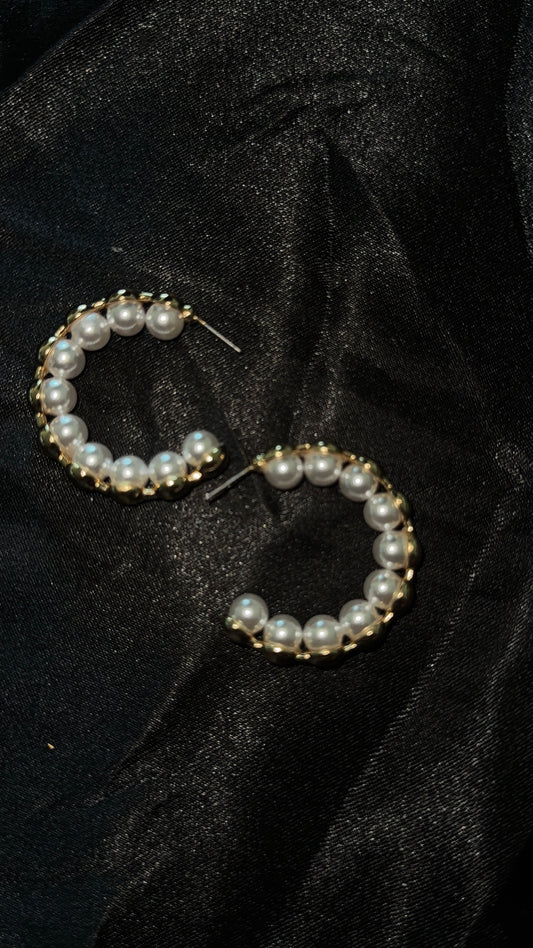 Pearly Girl Hoops