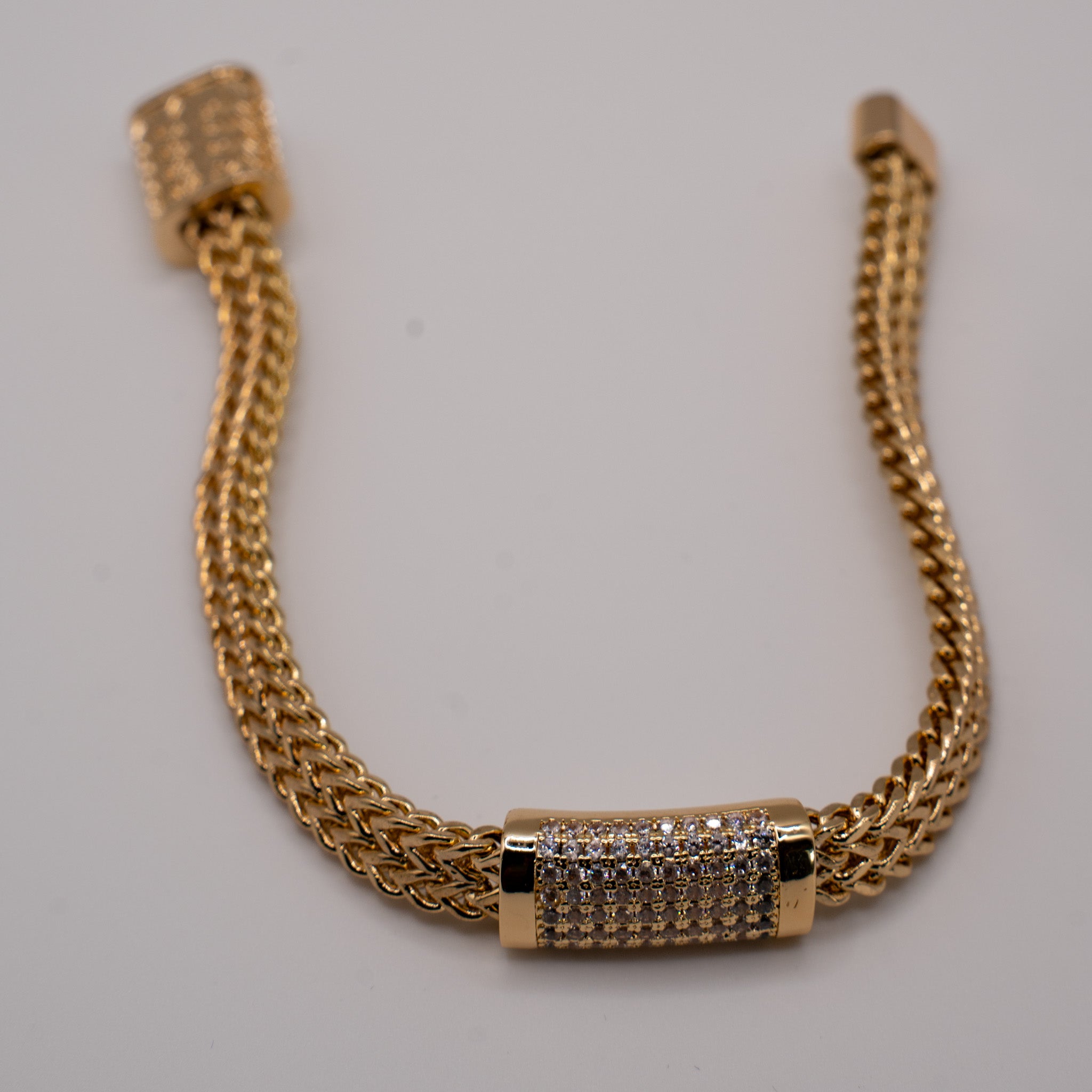 GOLD BRAIDED GEMSTONE BRACELET