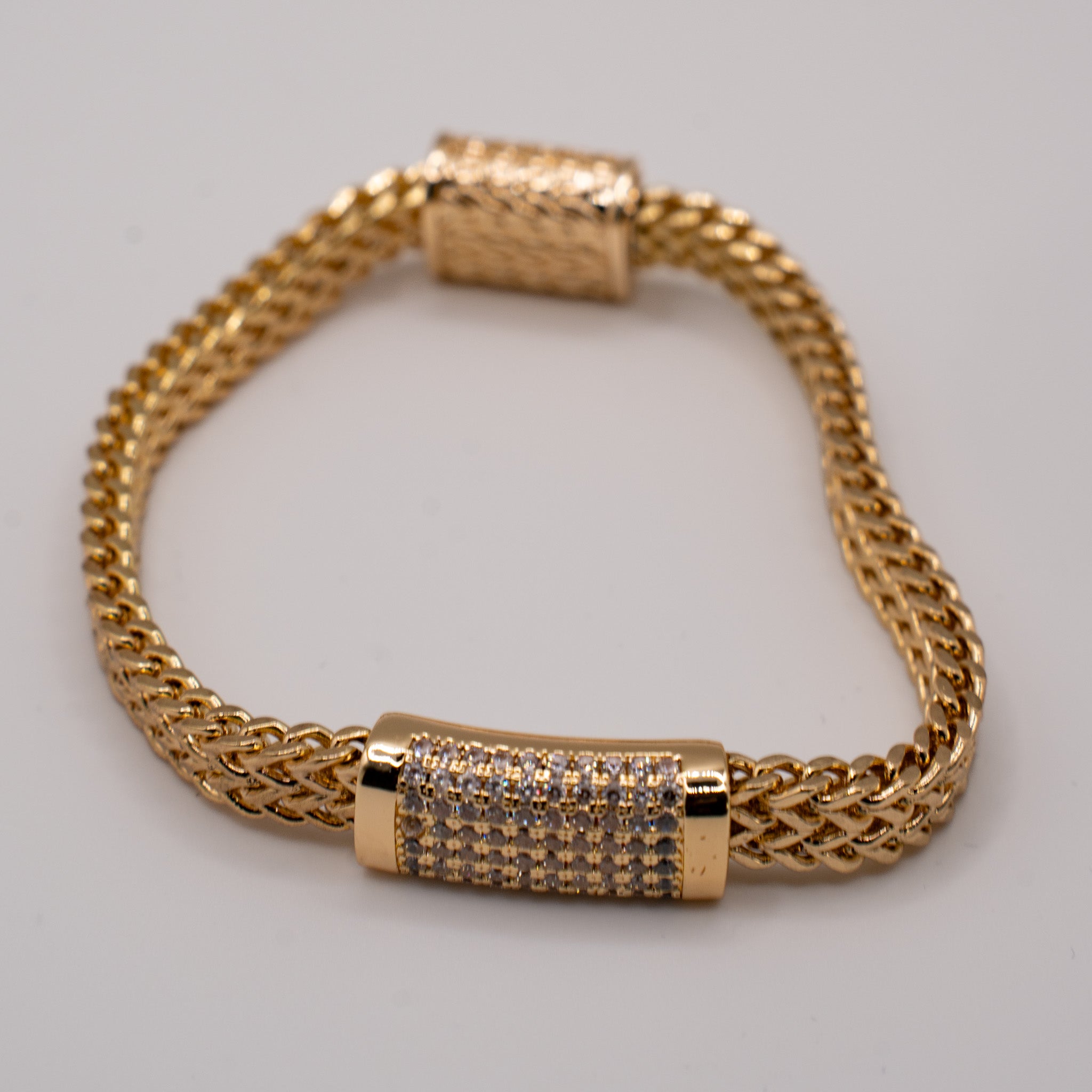 GOLD BRAIDED GEMSTONE BRACELET